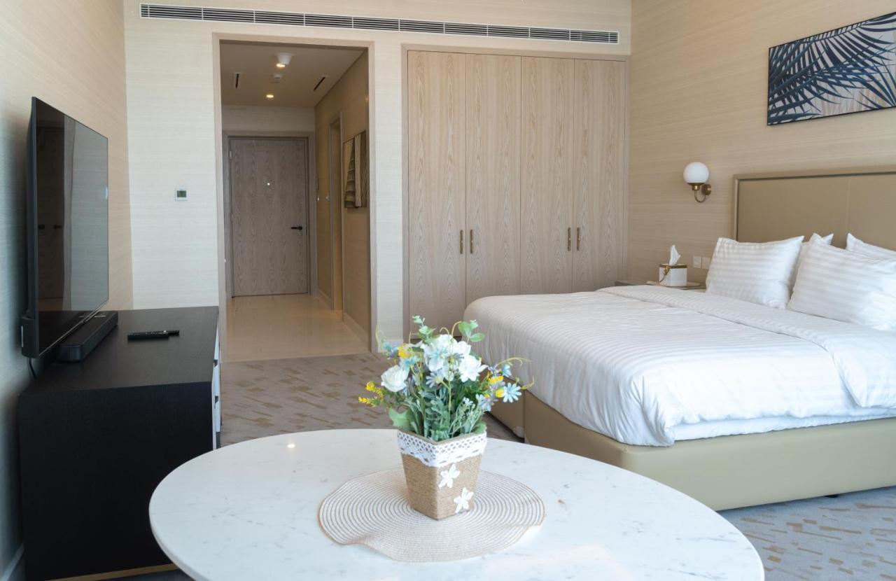 Palm Tower Palm Jumeirah Dubai Exterior photo